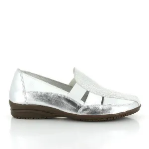 24 Hrs 22764 Silver Flat Heels