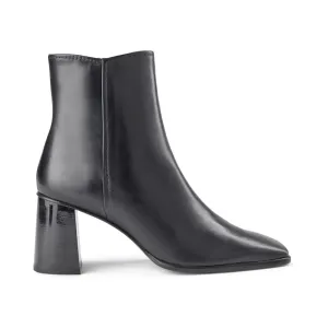 Agata leather ankle boot - BLACK