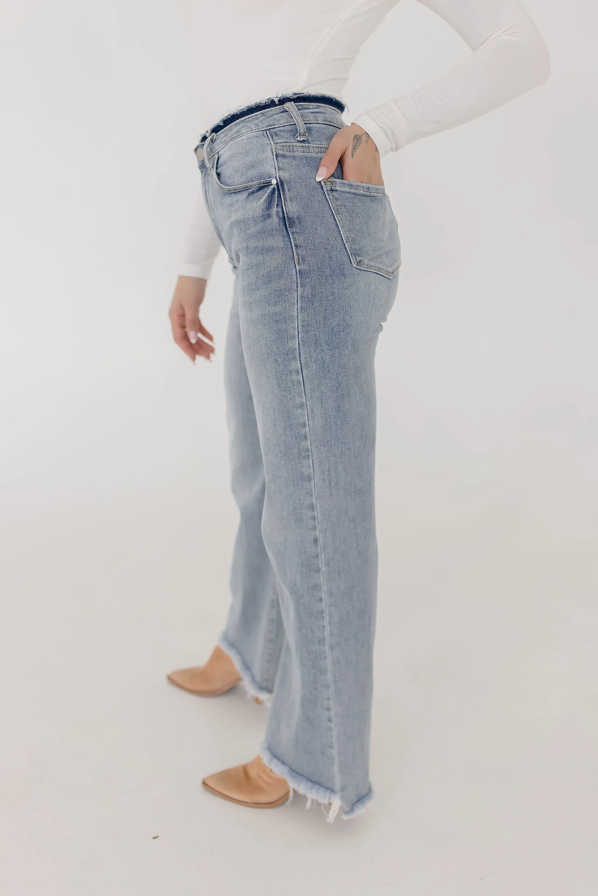 Ava High Rise Wide Leg Jeans Light Wash