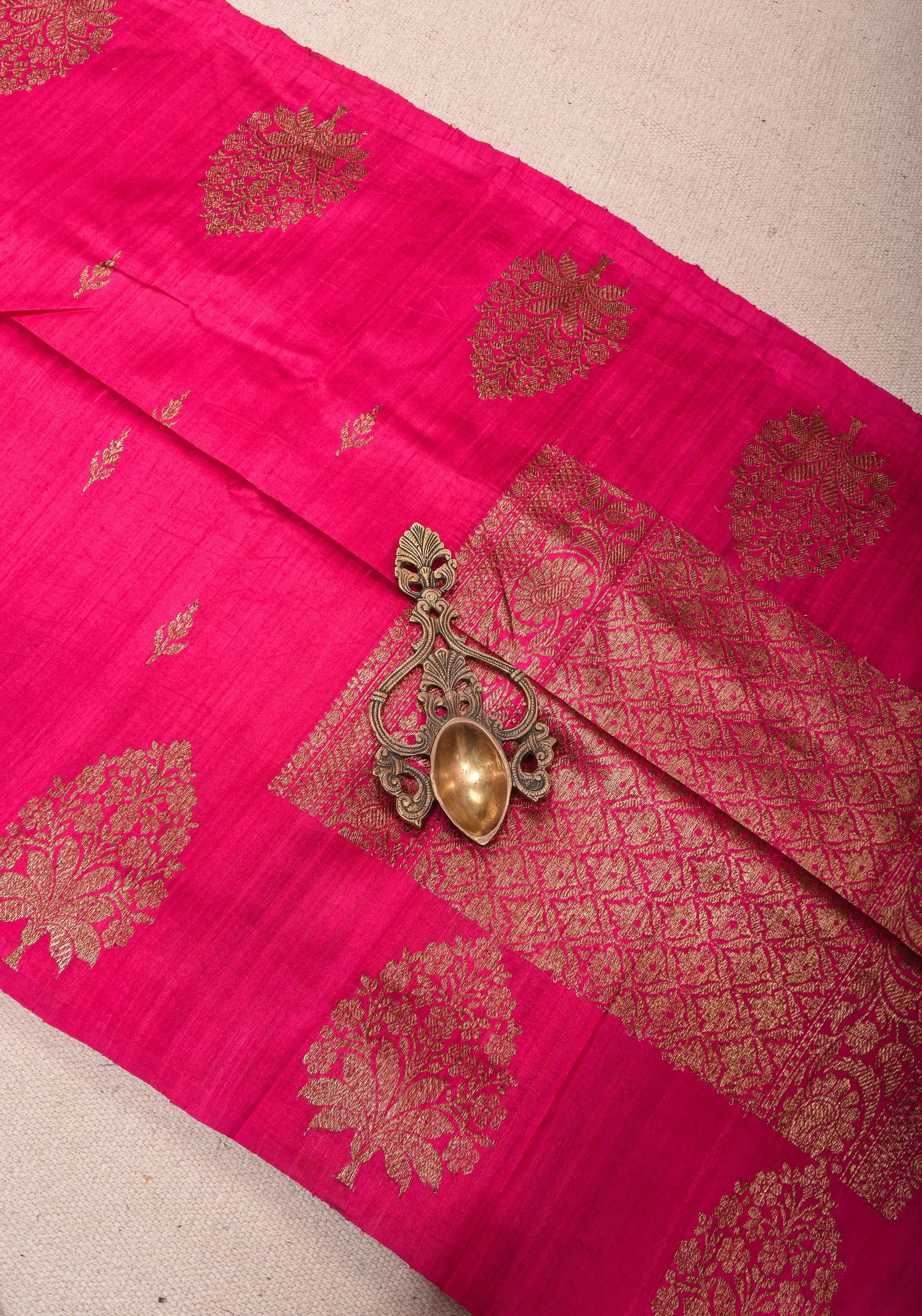 Banarasi Raw Silk Saree in Dark pink with Antique Zari Buttas | SILK MARK CERTIFIED
