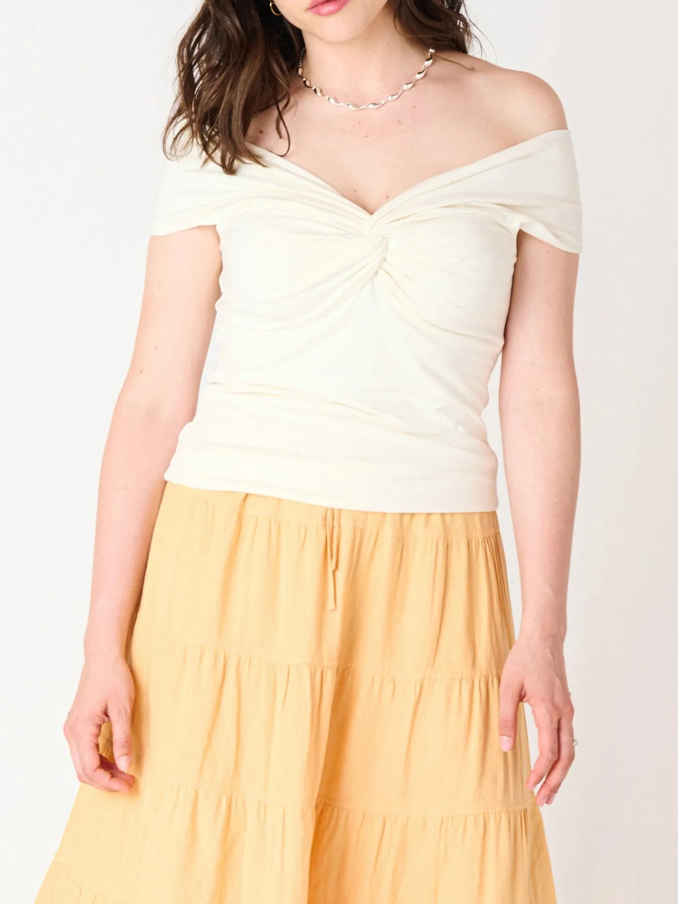 BLACK TAPE Off Shoulder Twist Detail Top