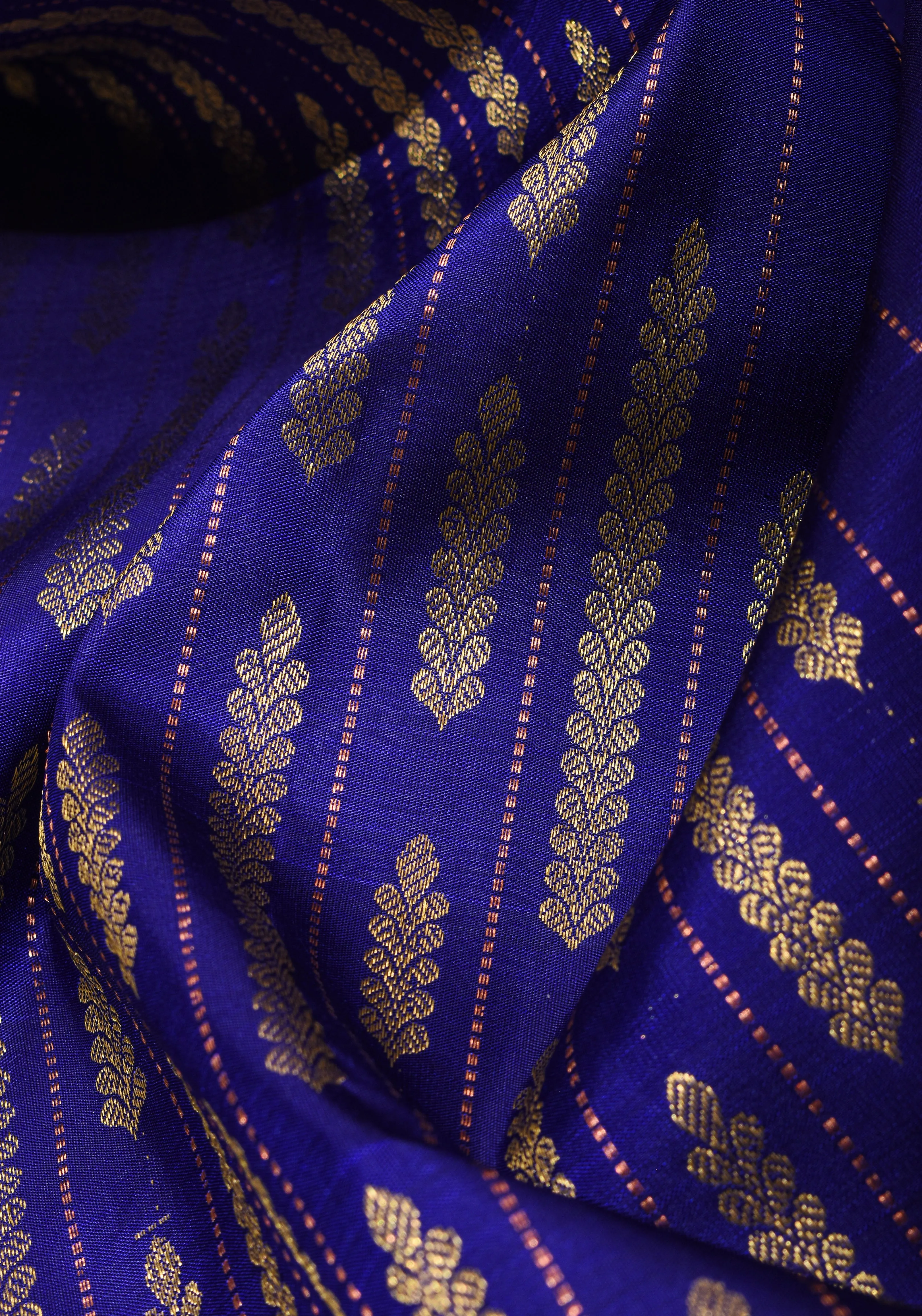 Blue Kanjivaram Silk Saree with geometric pattern and contrast zari border | SILK MARK CERTIFIED