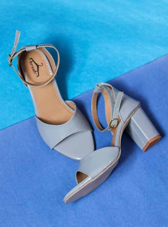 Brauch Women's Grey Patent Block Heel
