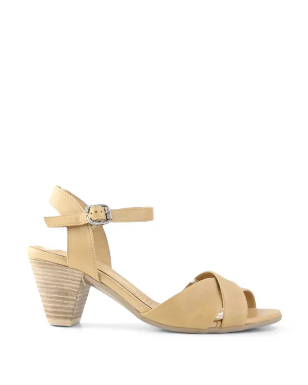 BUENO JENNA MID HEELS