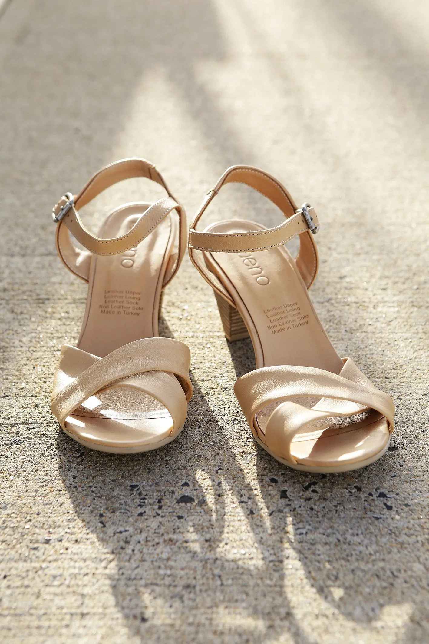 BUENO JENNA MID HEELS
