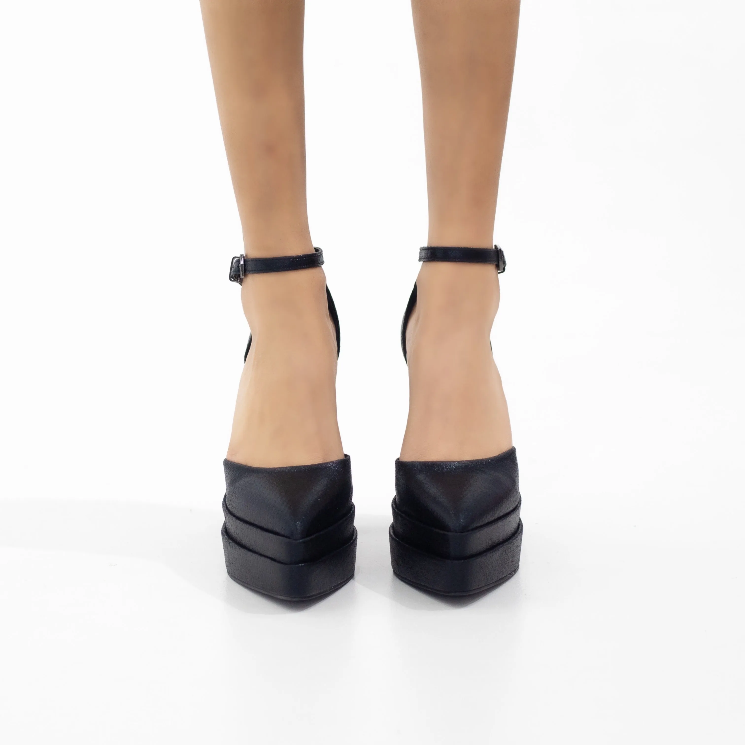 Coney 13.5cm platform heel Funky one band ankle strap pointy black