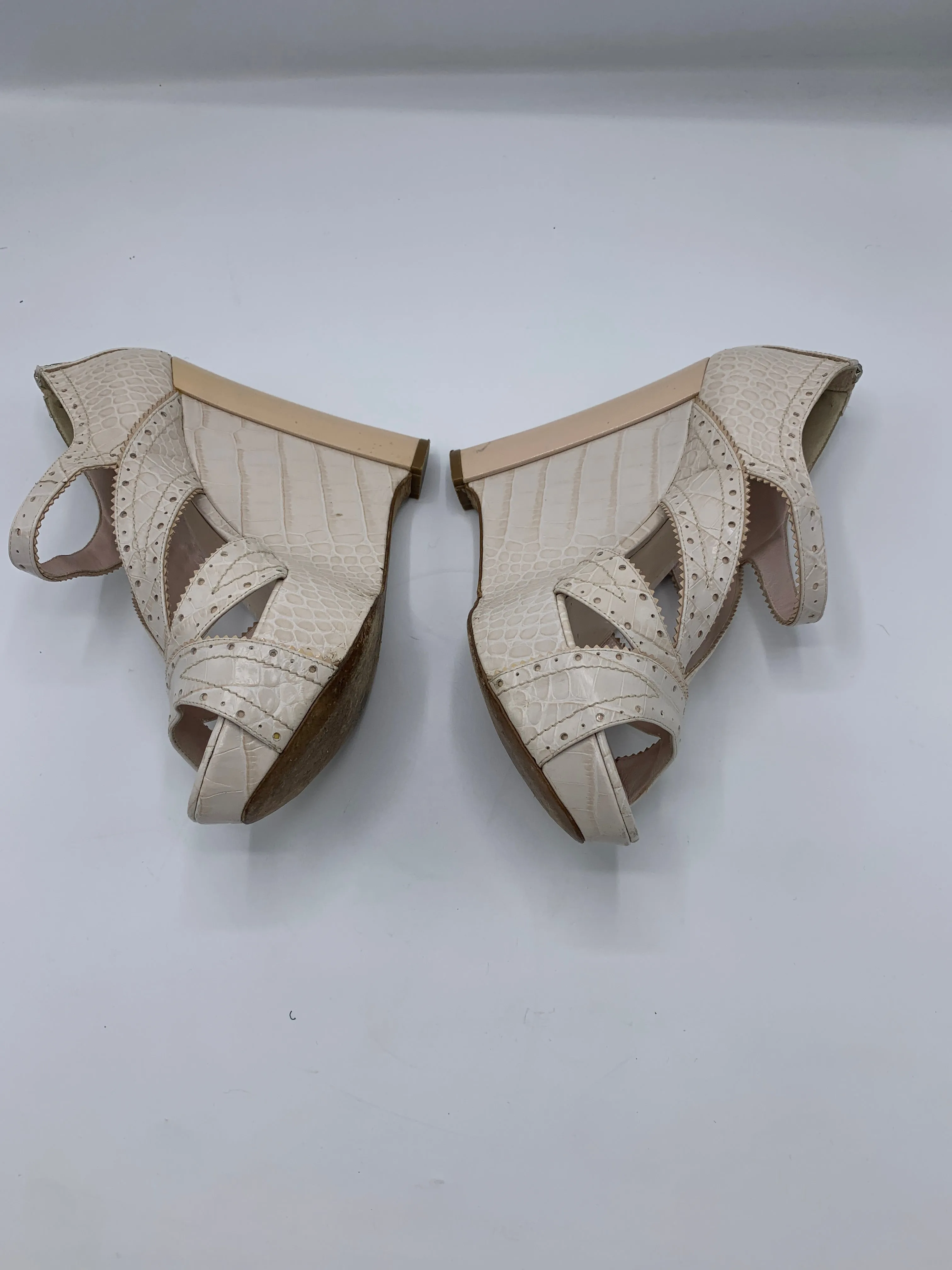 Dior Bonnie Platforms in Croco finish in Beige/Rose