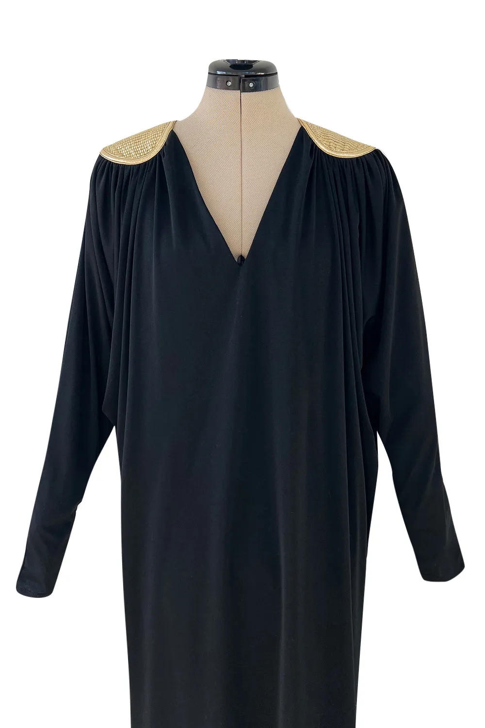 Easy to Wear 1980s Bill Tice Black Jersey Caftan Feel Dress w Gold Shoulder Detail