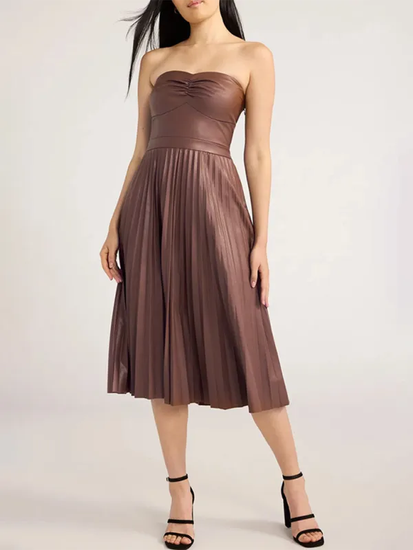 Elegant Pleated Strapless Dress in Faux Leather