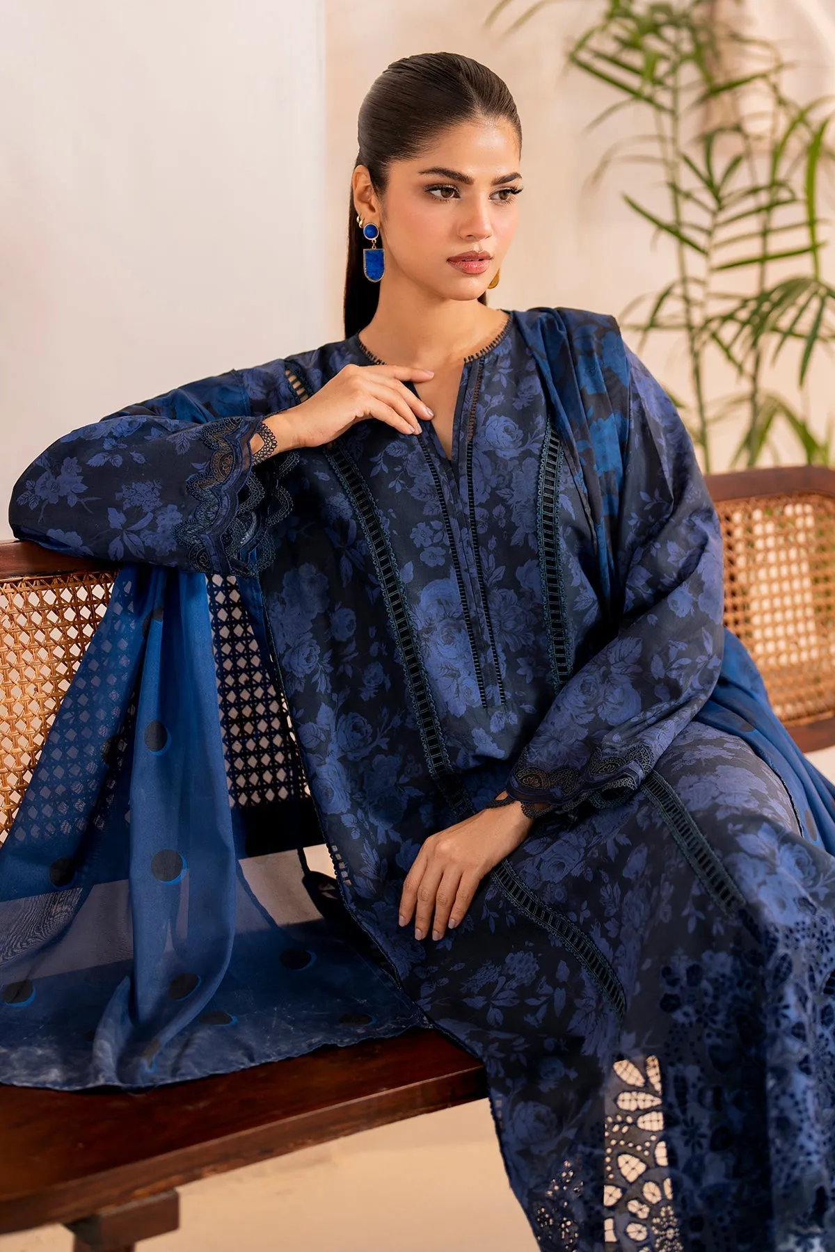 EMBROIDERED PRINTED LAWN SF-714