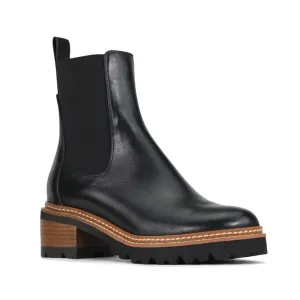 EOS Linear Black Leather Boot Chelsea Pull On