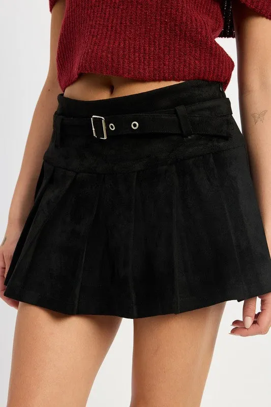 Fearless Fusion Pleated Suede Black Skort