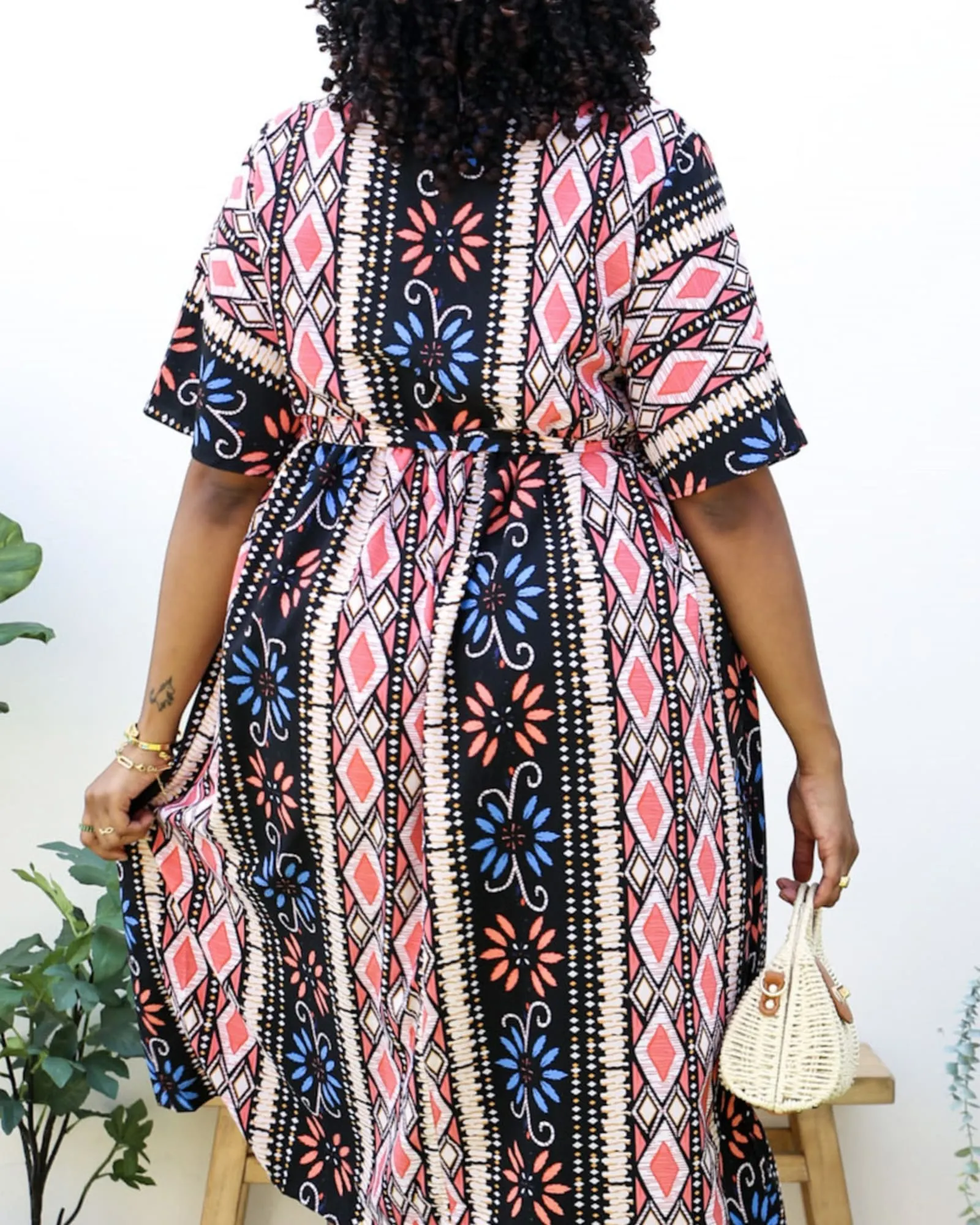 Geometric Pattern Print Midi Dress with Tied Belt Waist | Black