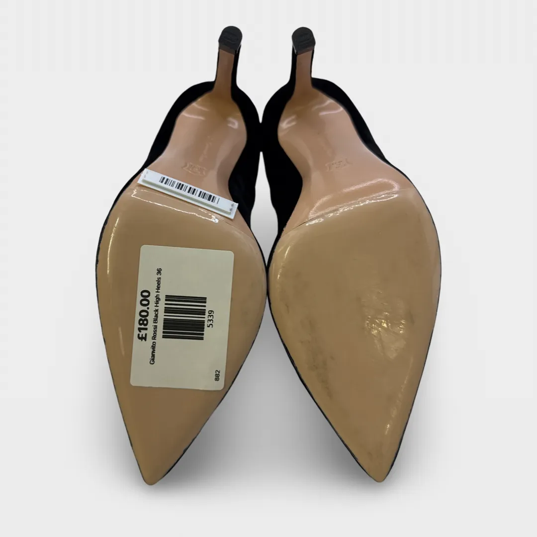 Gianvito Rossi Black Velvet pumps
