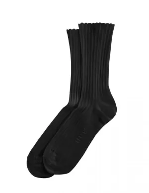 Hue Scalloped Pointelle Sock