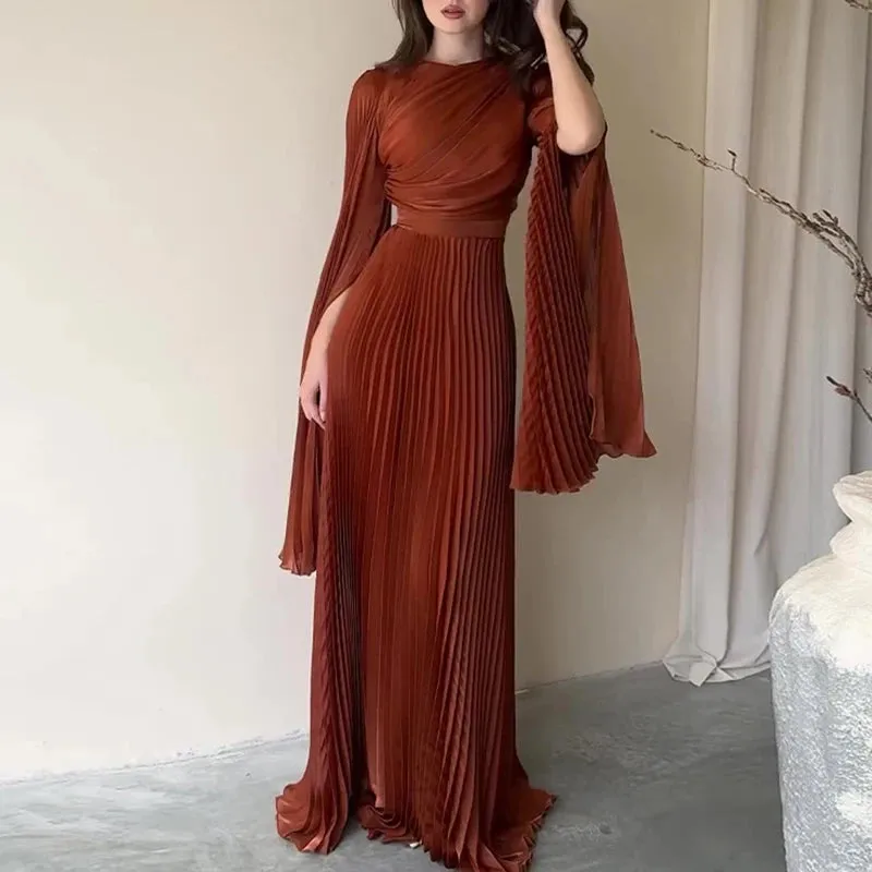 Isabeau - Elegant Pleated Evening Dress for Women