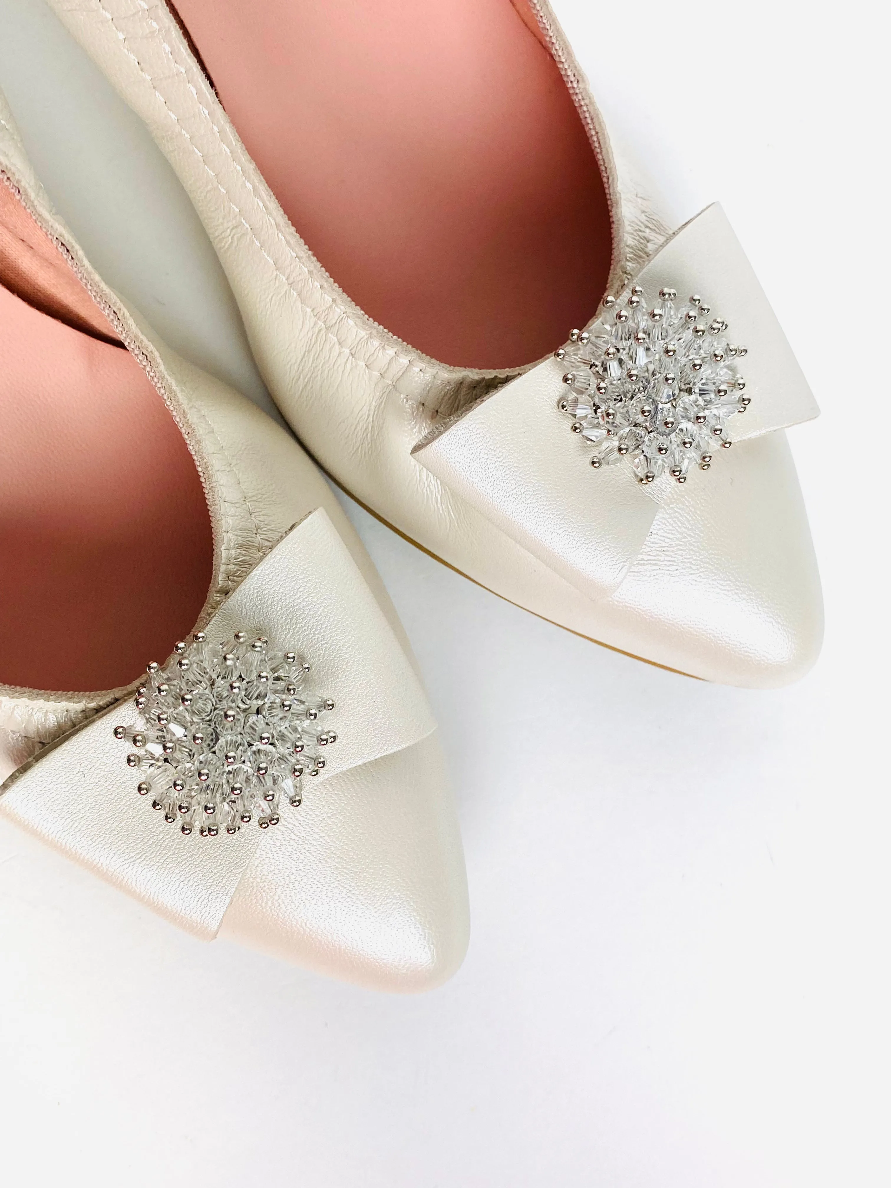 Le Babe - Ivory Cluster Med Heel Court Shoe*