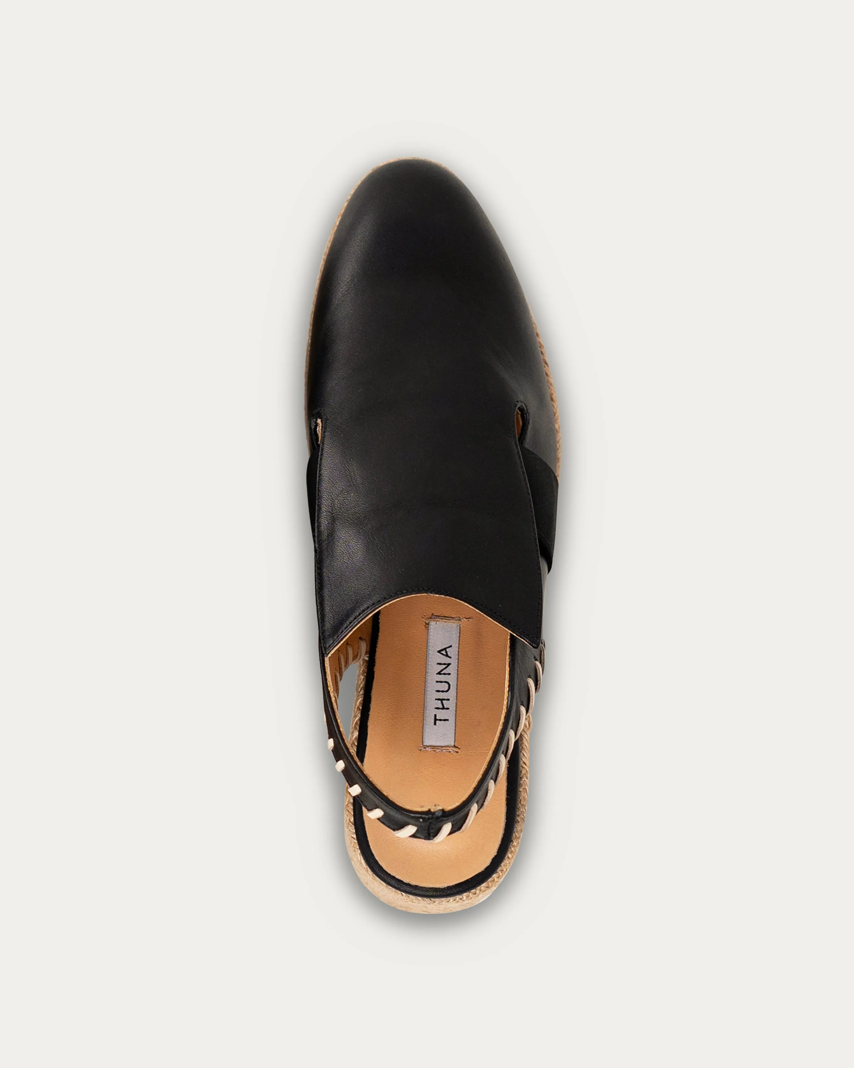 Manara black platform