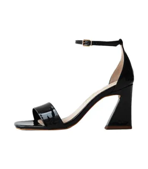 Margot Verniz Preto
