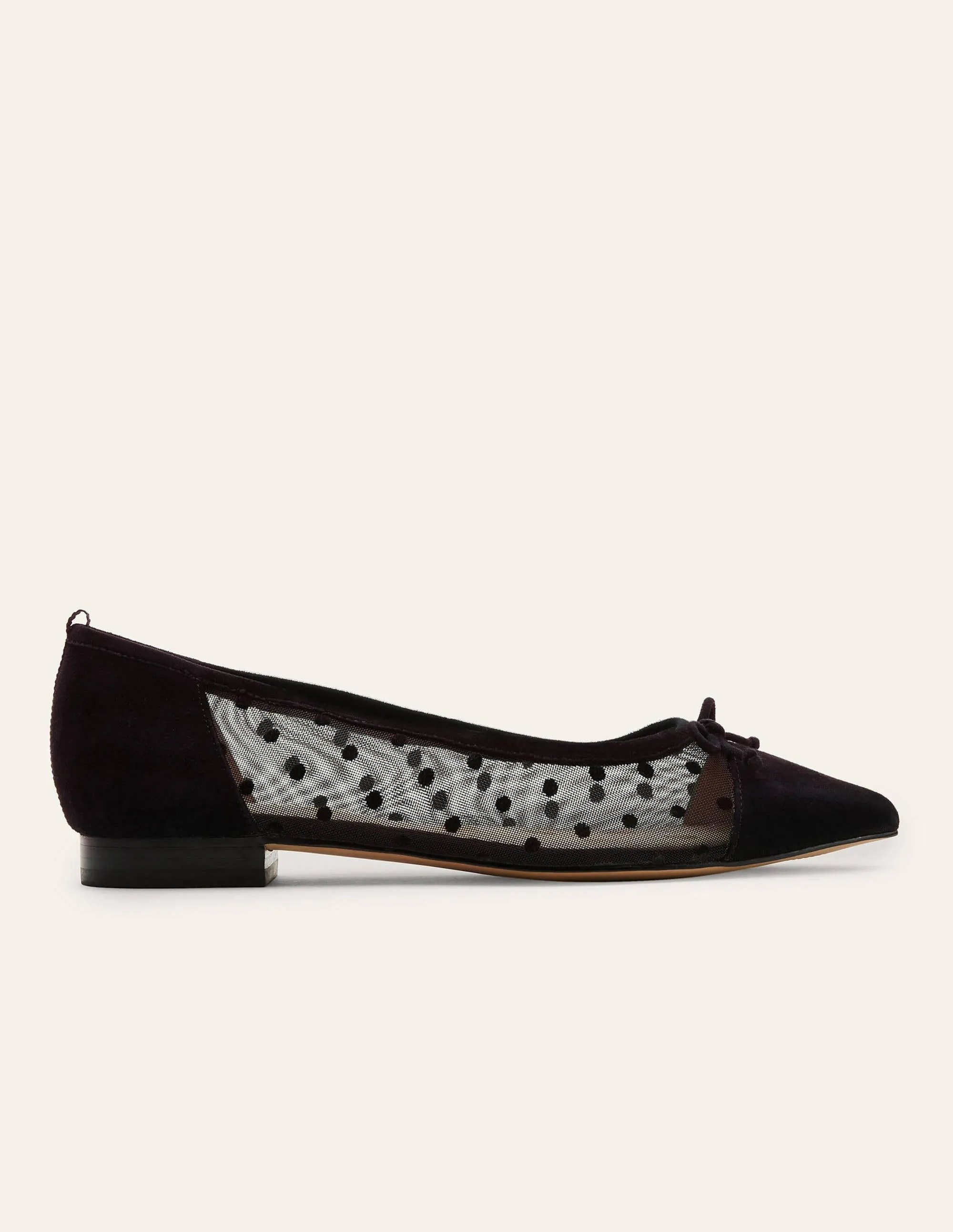 Mesh Detail Ballerina-Black