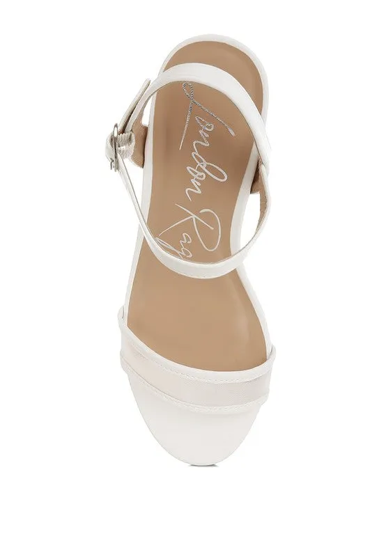 Mesh Pin Buckle Block Sandals