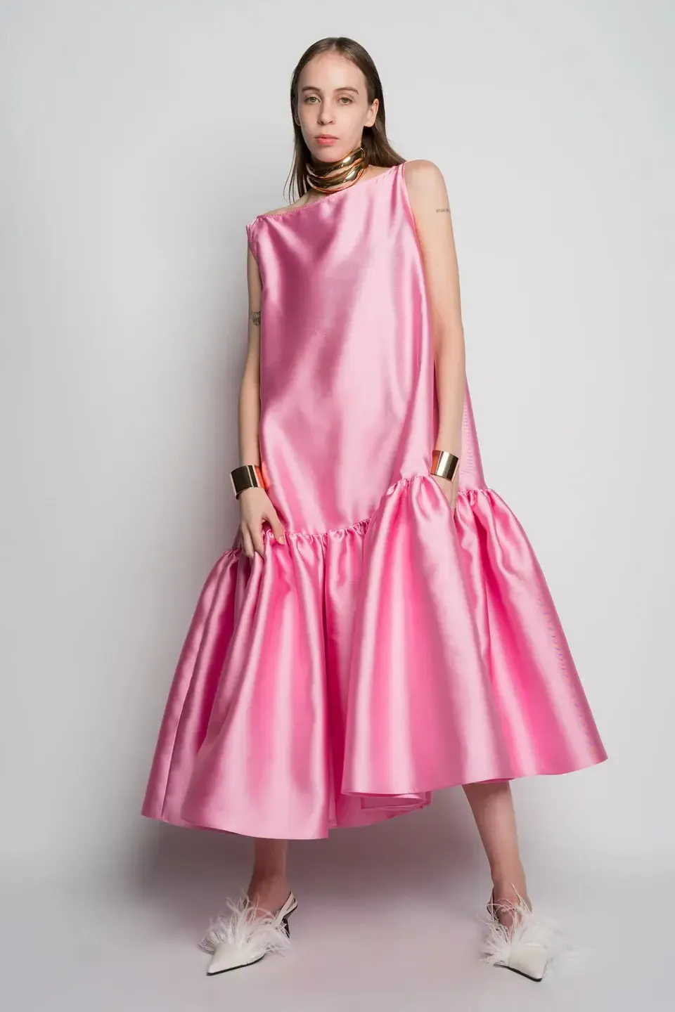 MIDI SLEEVELESS PUFF HEM DRESS