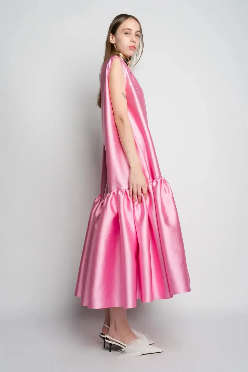 MIDI SLEEVELESS PUFF HEM DRESS