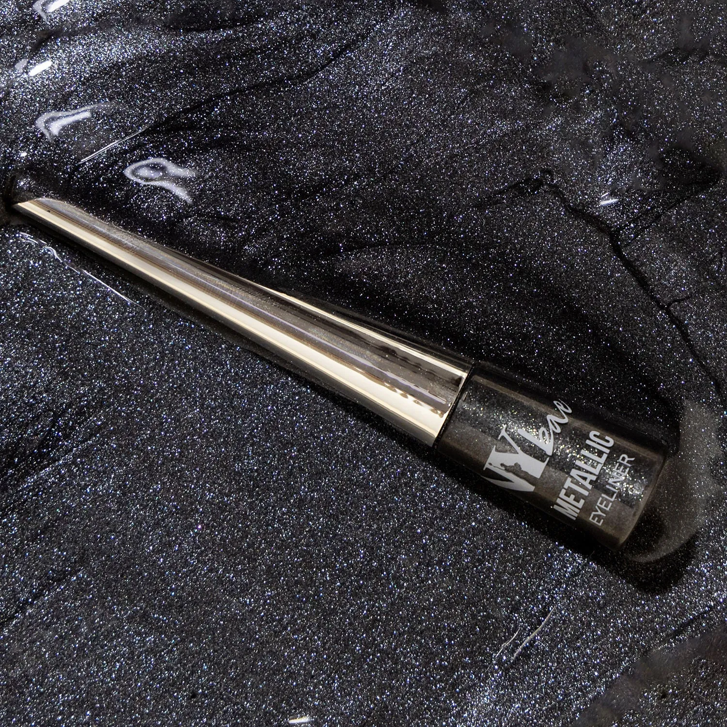 NY Bae Metallic Eyeliner | Metallic Glitter Finish | Quick Dry | Waterproof | Super Pigmented - Black Affair 04 (4.5 ml)