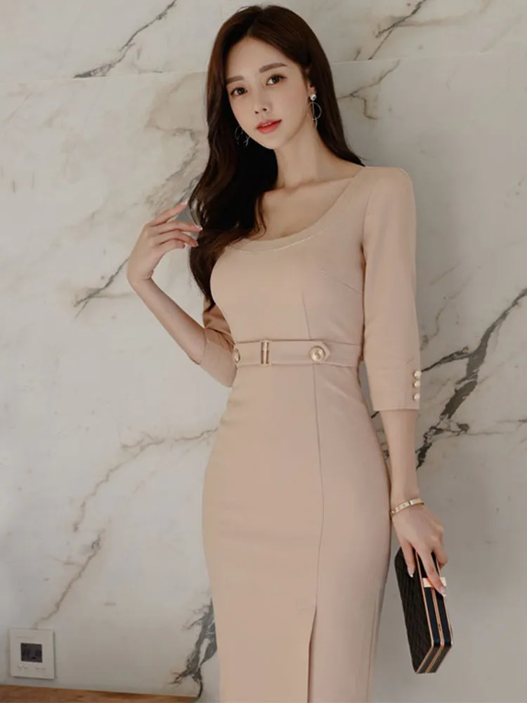 Olivia – Elegant Professional Bodycon Midi Dress