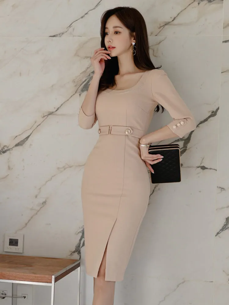 Olivia – Elegant Professional Bodycon Midi Dress