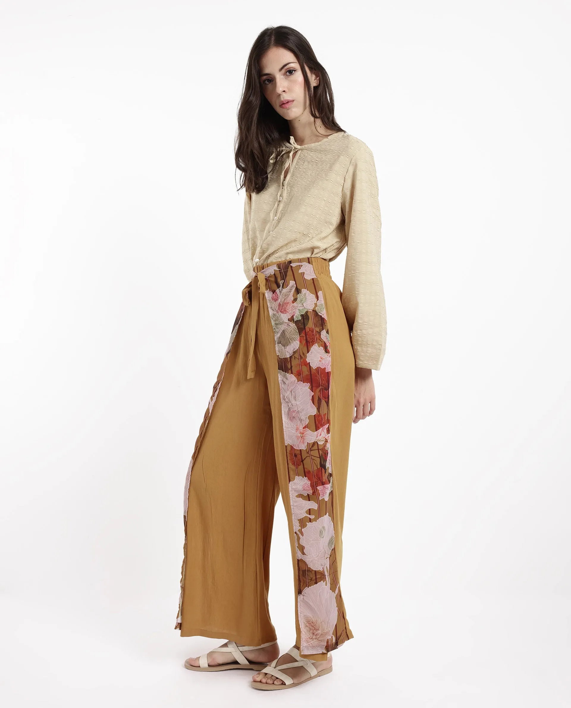 Rareism Women Mouza Multi Loop Wide Floral Print Ankle Length Trouser