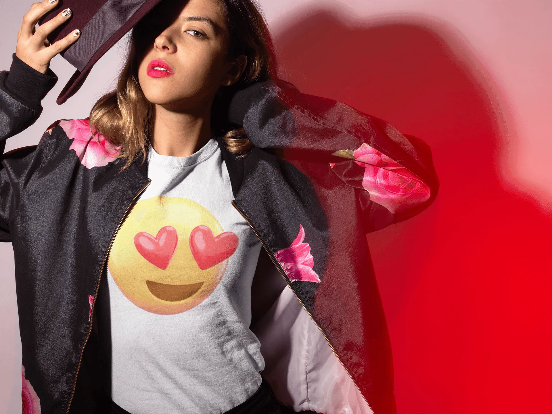 Romantic Love Eyes 3D Emoji Tee