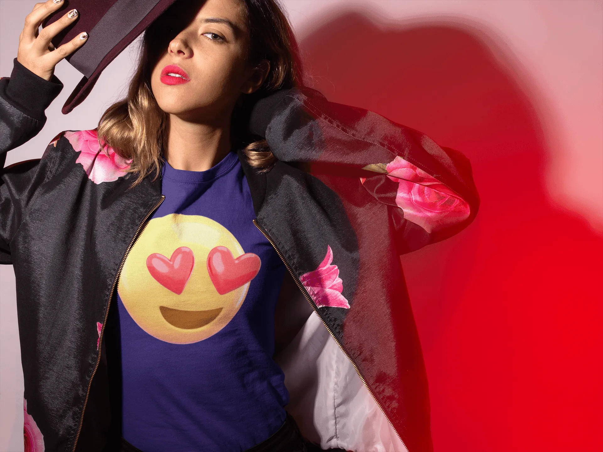 Romantic Love Eyes 3D Emoji Tee