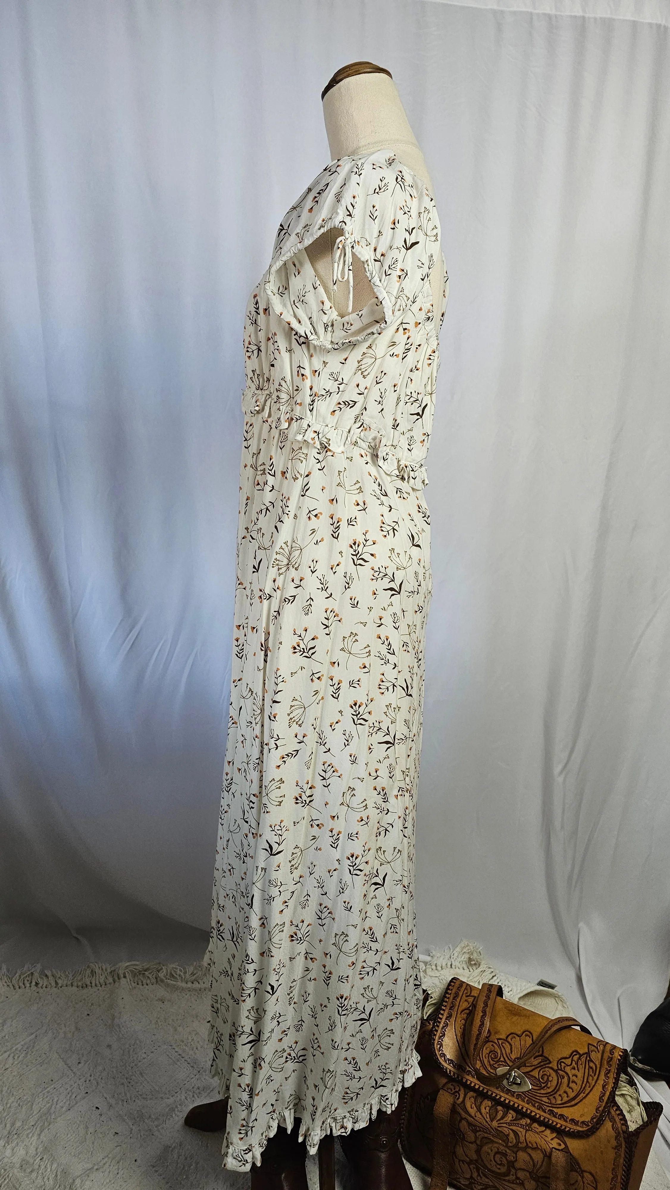 Saint Helena Maxi Dress in Size L - Fully Lined