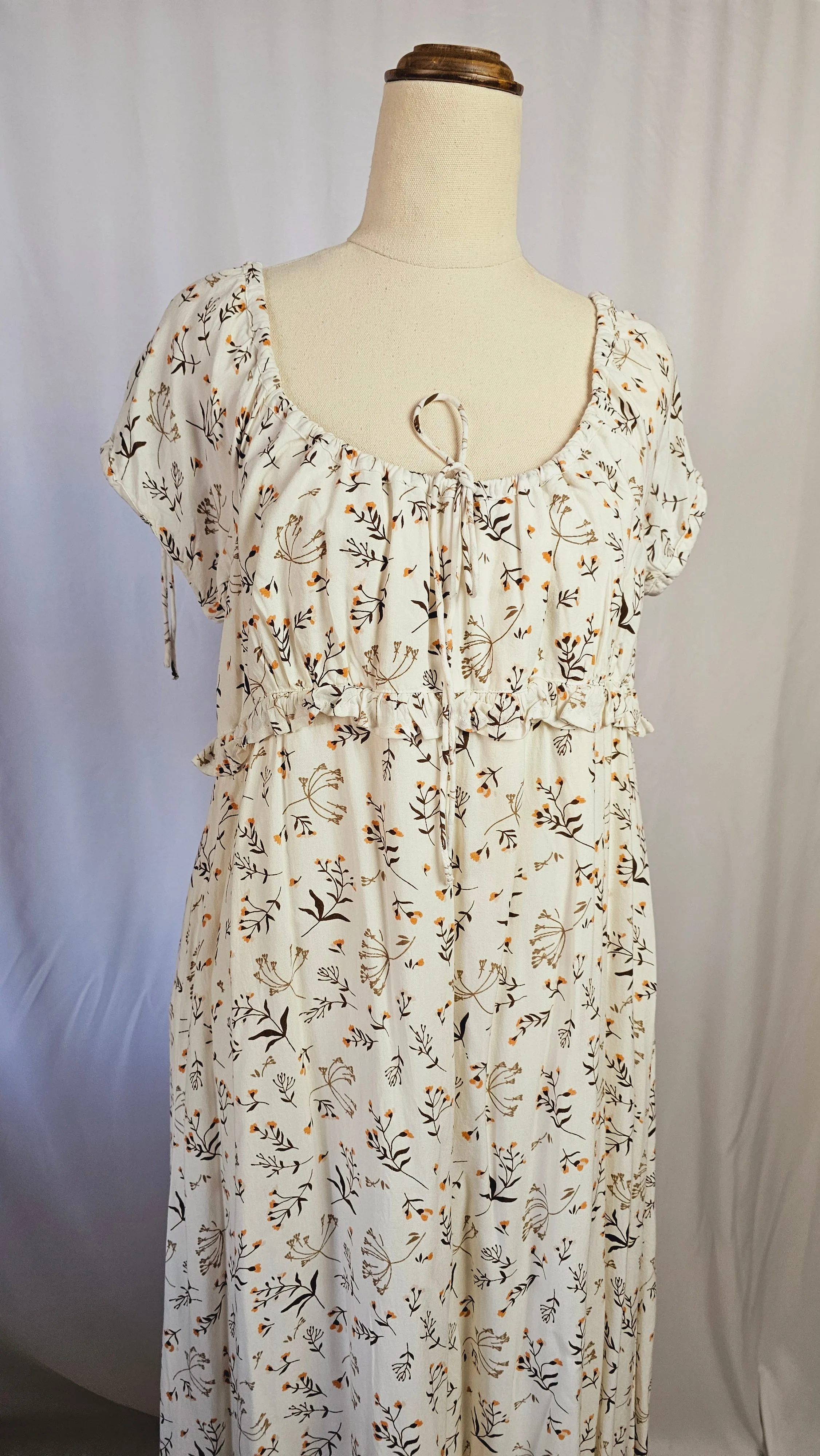 Saint Helena Maxi Dress in Size L - Fully Lined