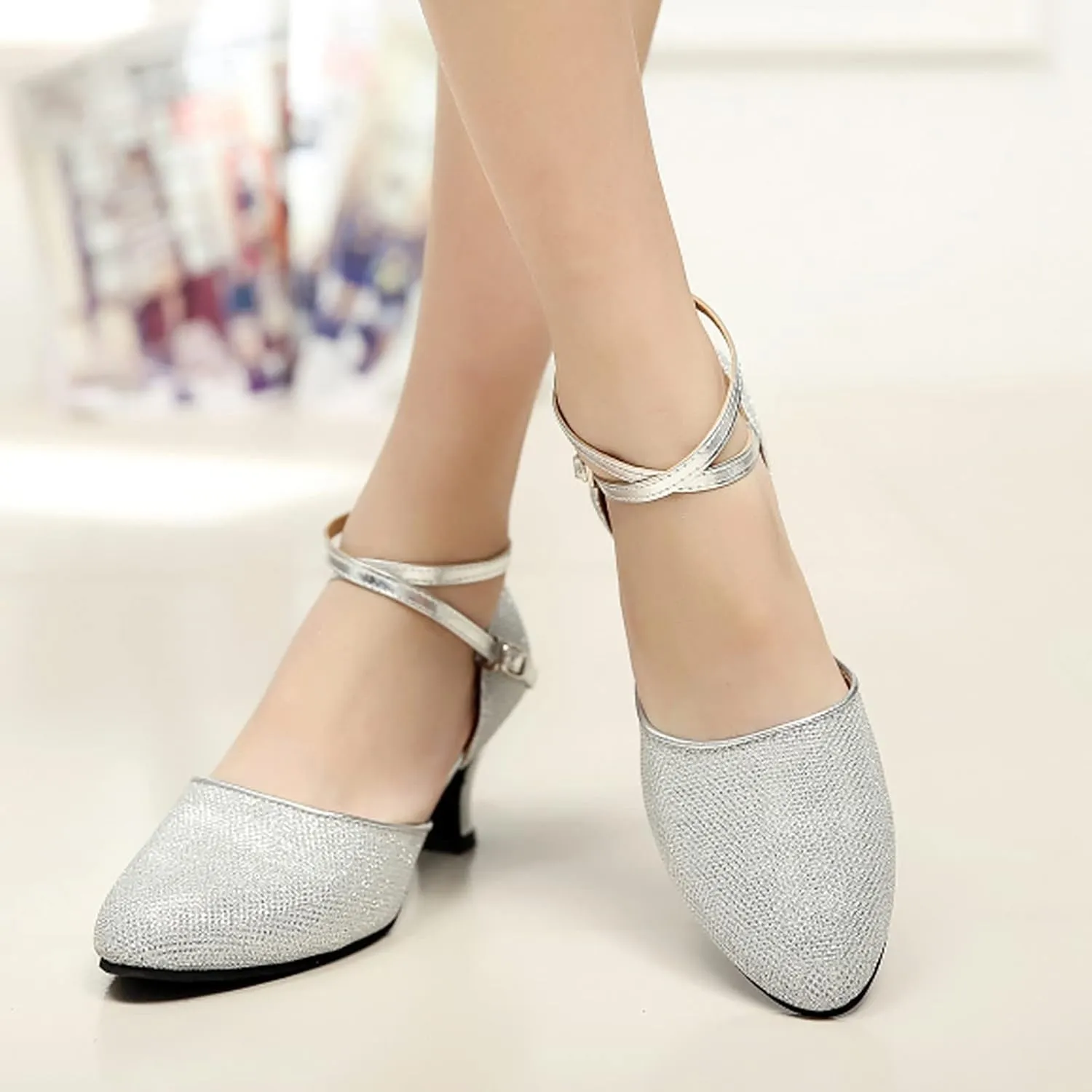 Shoe Latin Ballroom Women's Sequins Social Dance Shoes Tango Shoes Dancing Women's Middle Comfortable Sandals