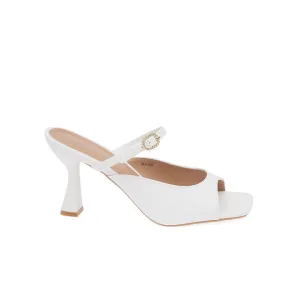 Sleek and Stylish Mule BLV 006