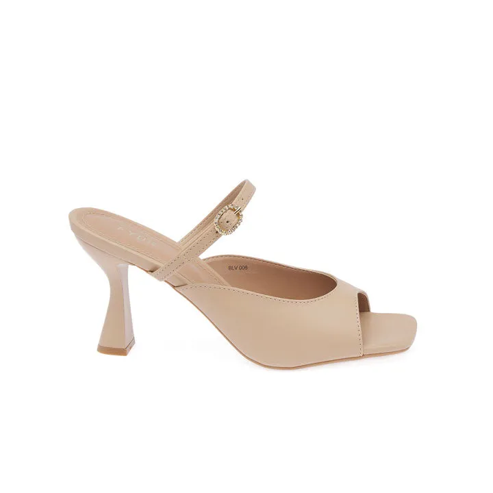 Sleek and Stylish Mule BLV 006