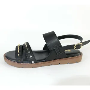 SS22018/19 Leather flat sandals with studs detail