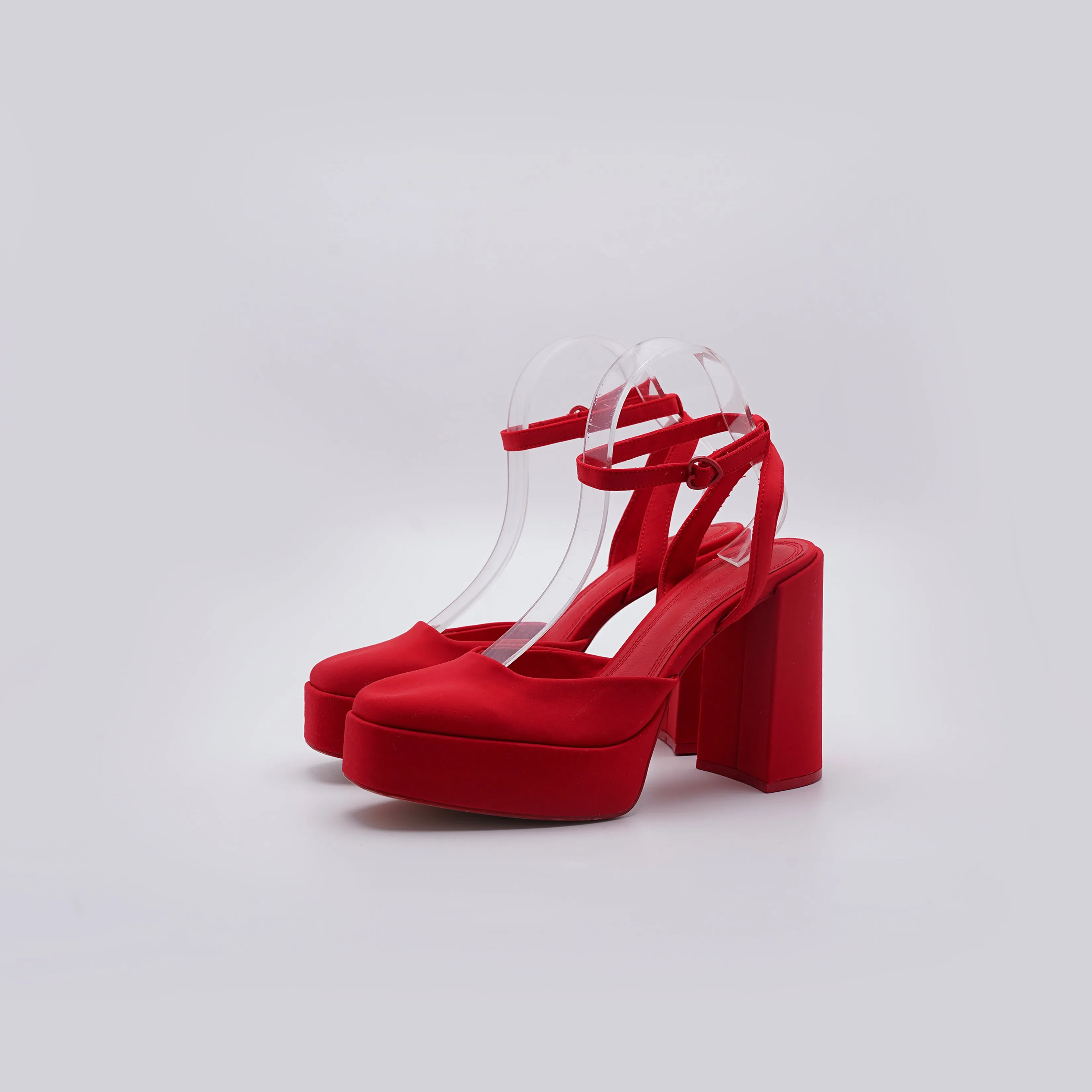 Stradivarius satin platform Heel