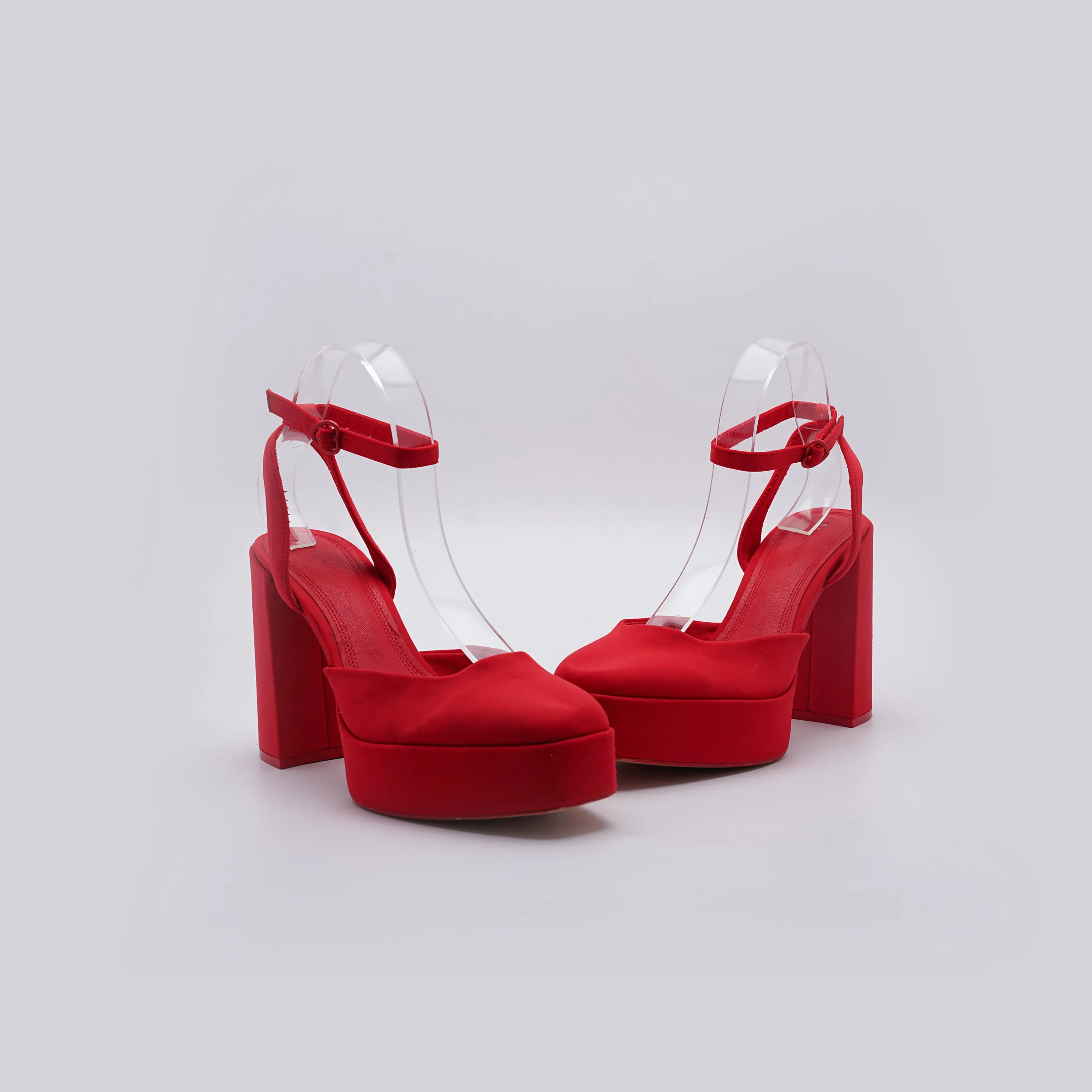 Stradivarius satin platform Heel