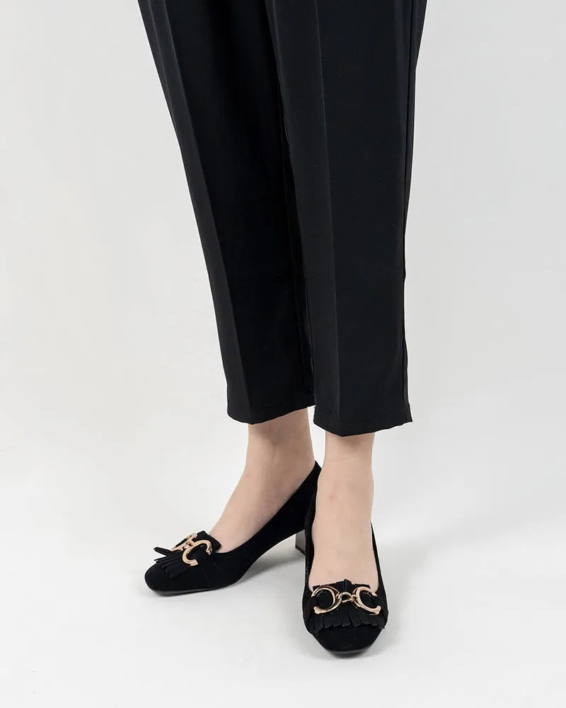 Suede Tassel Chain Decor Block Heel Loafers