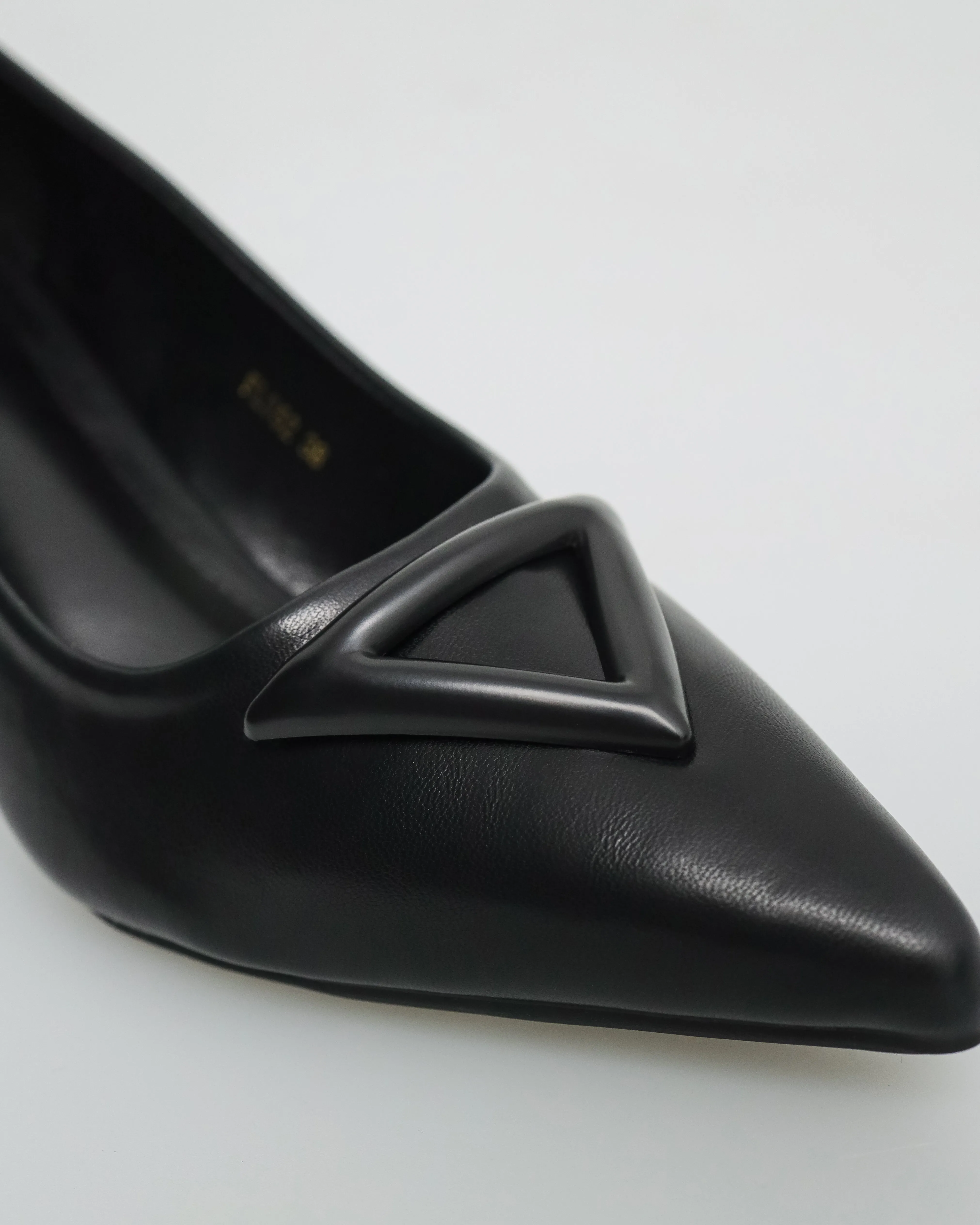 Tomaz FL052 Ladies Triangle Gem Kitten Heels
