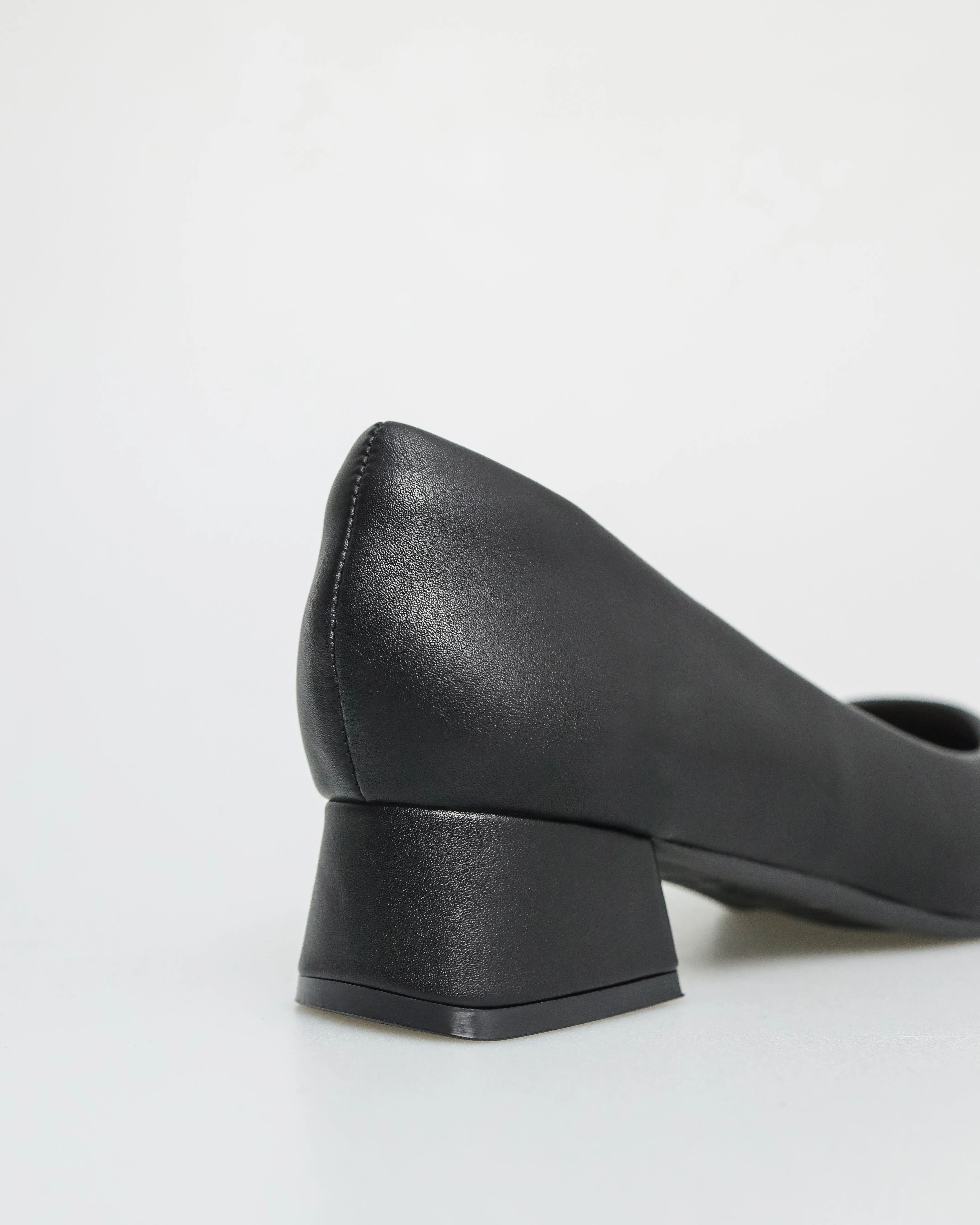 Tomaz NN341 Ladies Plain Formal Low Heels