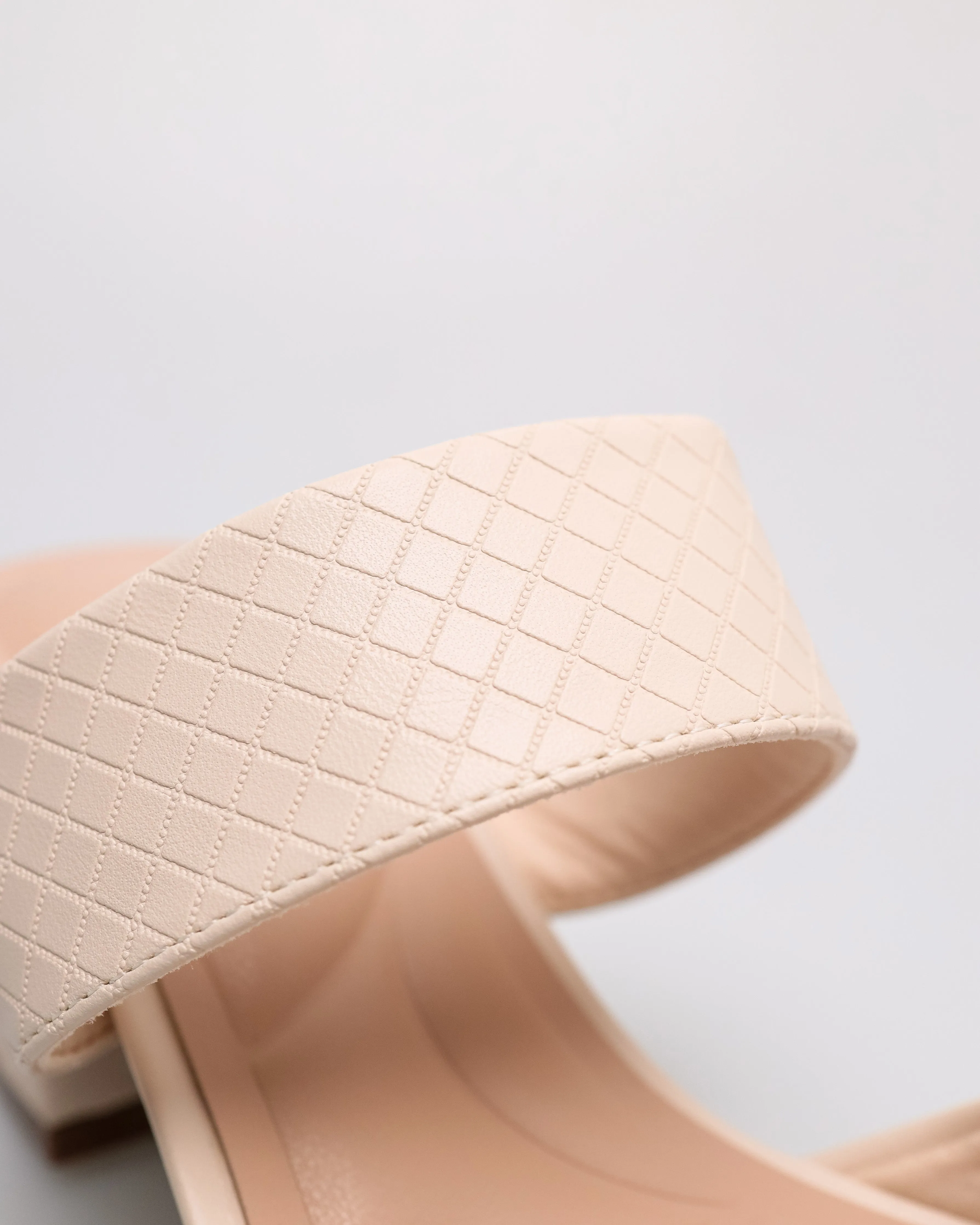 Tomaz NN369 Ladies Quilted Block Heels