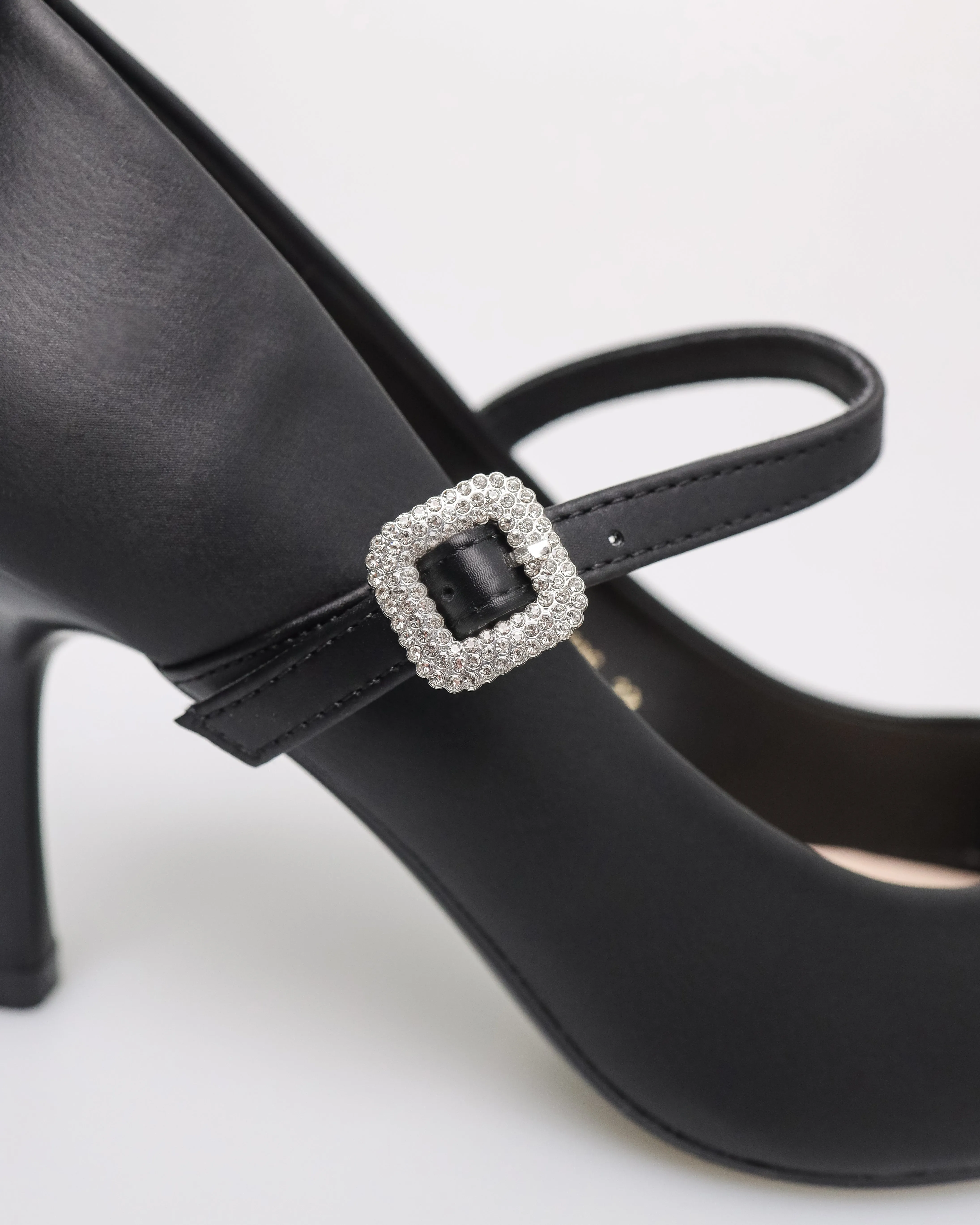 Tomaz NN426 Ladies Pointy Heels