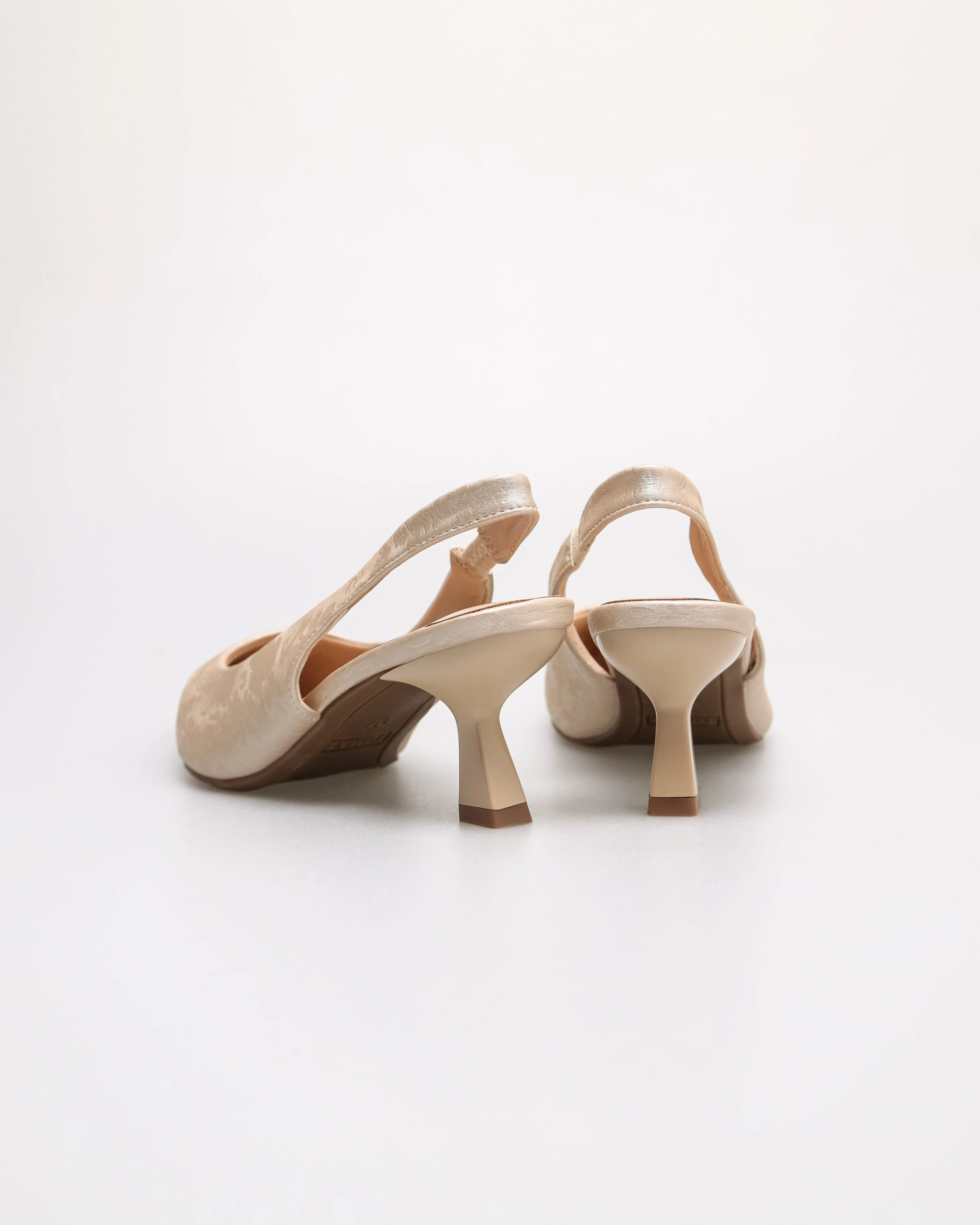Tomaz NN472 Ladies Pointy Luxe Heels