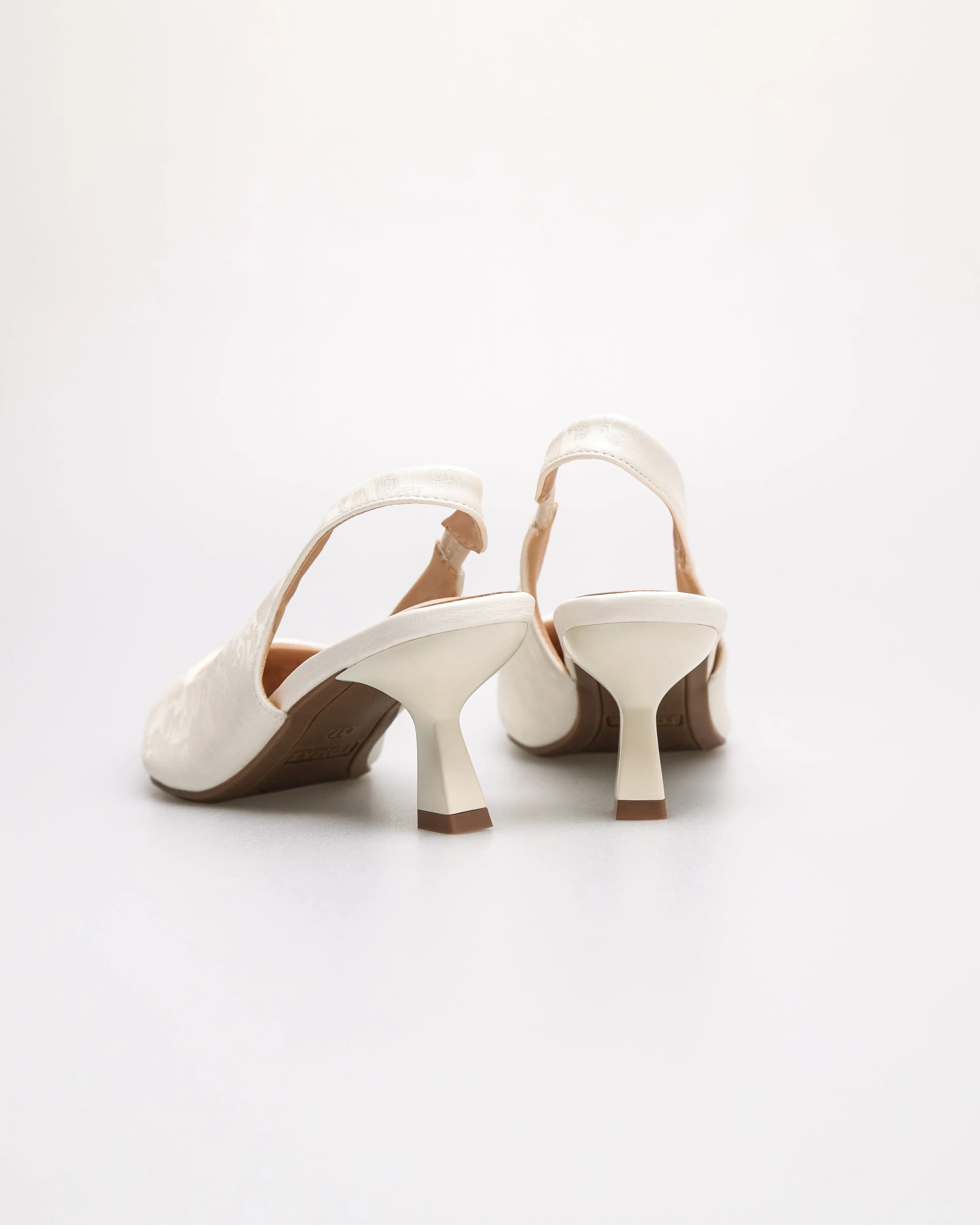 Tomaz NN472 Ladies Pointy Luxe Heels