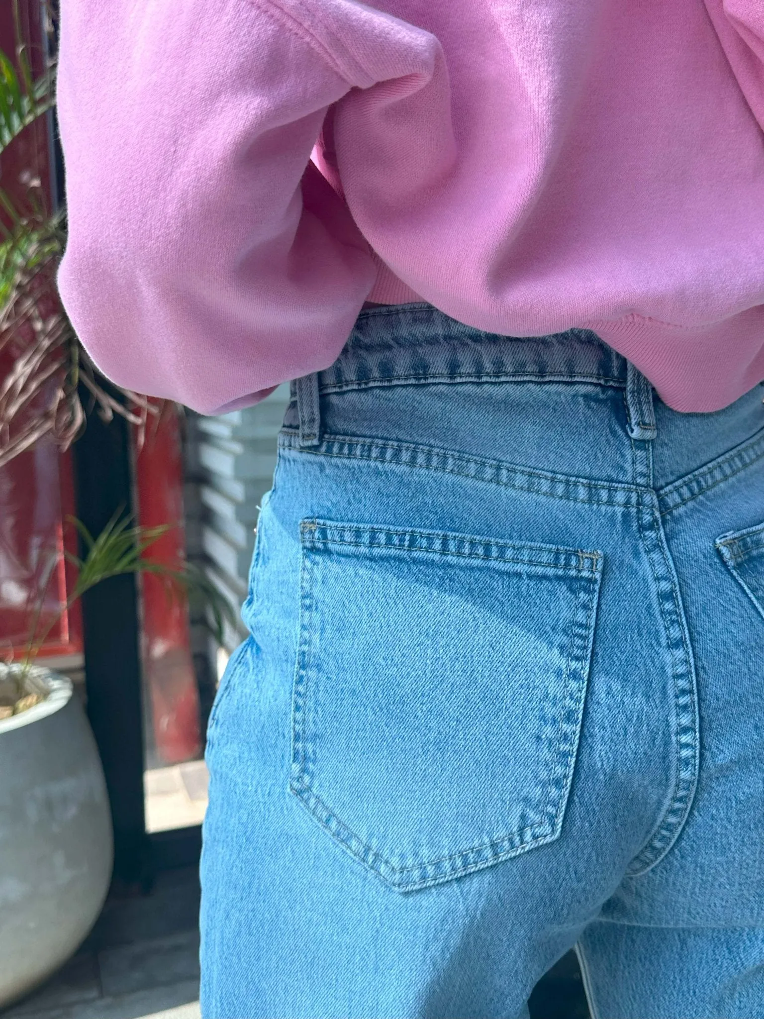 Ultra Comfort - Straight Leg - Sky Blue Wash Jeans.