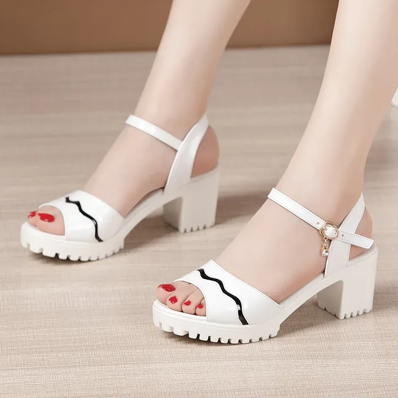 USS Shoes Olivia Women's Square Heels Sandals